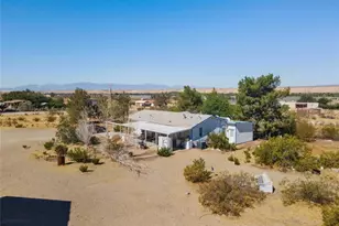24374 Mobray Ave, Oro Grande, CA 92368 - Photo 12