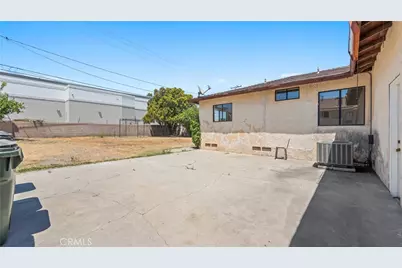 19026 Grove Place, Bloomington, CA 92316 - Photo 24