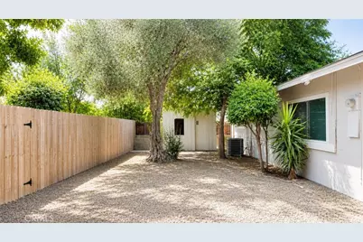 1260 N Grove Avenue, Upland, CA 91786 - Photo 36