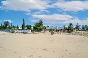 13792 Northstar Ave, Victorville, CA 92392 - Photo 20