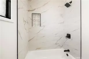 4072 Hillcrest Dr, Los Angeles, CA 90008 - Photo 28