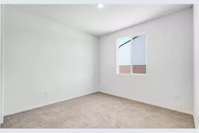 12438 Pinos Verde Ln, Victorville, CA 92392 - Photo 12