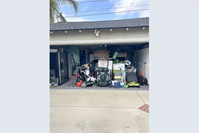 1912 N Kenneth, Burbank, CA 91504 - Photo 20