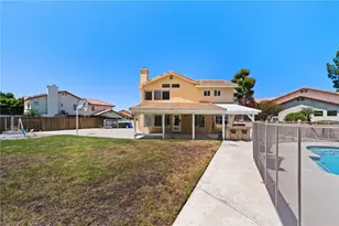 28348 Saddlebrook, Highland, CA 92346 - Photo 40