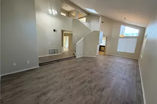 39697 Casandra Ct, Murrieta, CA 92563 - Photo 8
