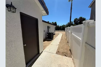 37280 Huckaby Lane, Murrieta, CA 92562 - Photo 40