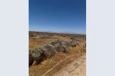 52 W Avenue G-10, Lancaster, CA 93536 - Photo 1