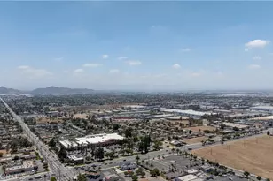 16120 Malaga Ave, Fontana, CA 92336 - Photo 42