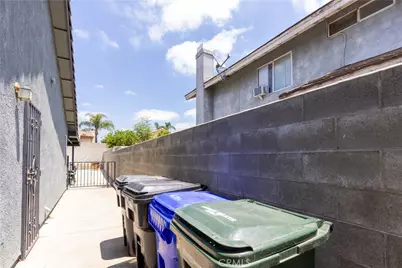 16120 Malaga Ave, Fontana, CA 92336 - Photo 18