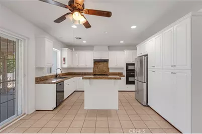 4731 W Avenue J4, Lancaster, CA 93536 - Photo 8