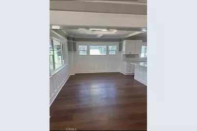 2022 W 31st, Los Angeles, CA 90018 - Photo 2