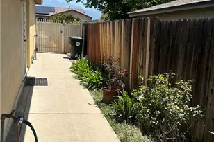 1424 Lynwood Way, Highland, CA 92346 - Photo 18