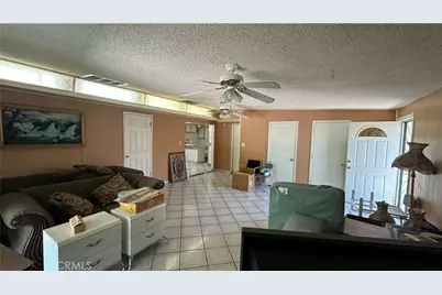 1424 Lynwood Way, Highland, CA 92346 - Photo 16