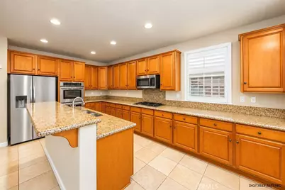 6136 Walnut Grove Court, Rancho Cucamonga, CA 91739 - Photo 8