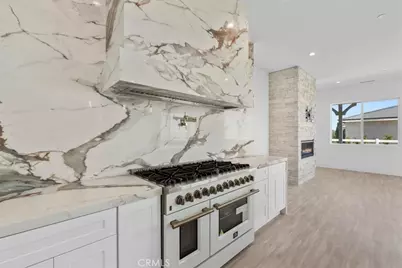 10830 Emerson Road, Oak Hills, CA 92344 - Photo 6