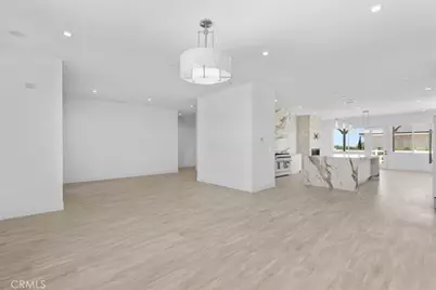 10830 Emerson Road, Oak Hills, CA 92344 - Photo 40