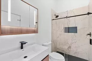 10830 Emerson Rd, Oak Hills, CA 92344 - Photo 34
