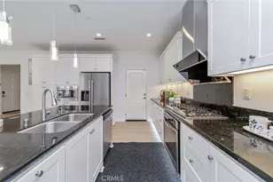 105 Breakwater, Irvine, CA 92620 - Photo 10
