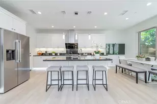 105 Breakwater, Irvine, CA 92620 - Photo 8