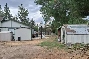 328 Grenfall, Big Bear City, CA 92314 - Photo 14
