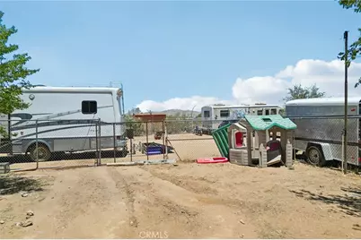 13207 Nicola Road, Apple Valley, CA 92308 - Photo 30