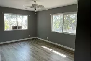 471 W San Jacinto Ave, Perris, CA 92570 - Photo 2
