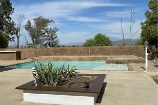 471 W San Jacinto Ave, Perris, CA 92570 - Photo 18