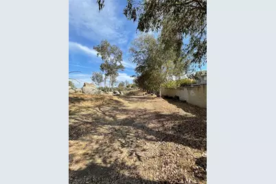 471 W San Jacinto Ave, Perris, CA 92570 - Photo 26