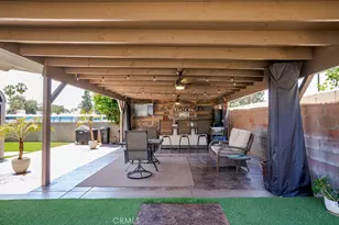 703 E Hollyvale St, Azusa, CA 91702 - Photo 26