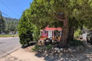 201 Spruce, Crestline, CA 92325 - Photo 2