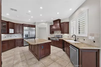 21100 Paseo Montana, Murrieta, CA 92562 - Photo 16