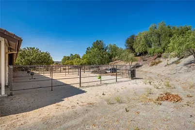 21100 Paseo Montana, Murrieta, CA 92562 - Photo 58