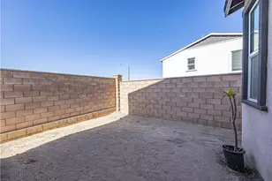 2212 N Baldridge Canyon Ct, Highland, CA 92346 - Photo 32