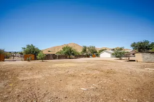 40104 166th St, Lake Los Angeles, CA 93591 - Photo 28