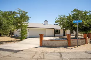 40104 166th St, Lake Los Angeles, CA 93591 - Photo 2
