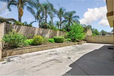 15446 Buchanan, Fontana, CA 92336 - Photo 40