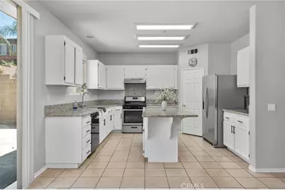 15446 Buchanan, Fontana, CA 92336 - Photo 10