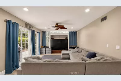 3243 Yardley, Simi Valley, CA 93063 - Photo 54