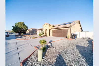 16066 Pawnee Place, Victorville, CA 92394 - Photo 2