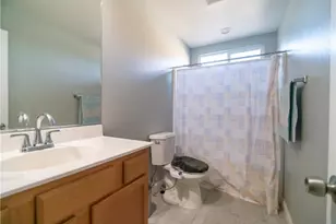 16066 Pawnee Pl, Victorville, CA 92394 - Photo 10
