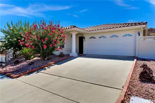 28310 Callelustrosos, Menifee, CA 92585 - Photo 2