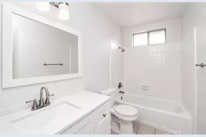 1126 W Calle De La Luna # 4, Azusa, CA 91702 - Photo 12