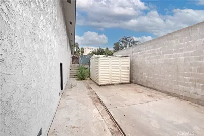 5245 Navarro, Los Angeles, CA 90032 - Photo 56