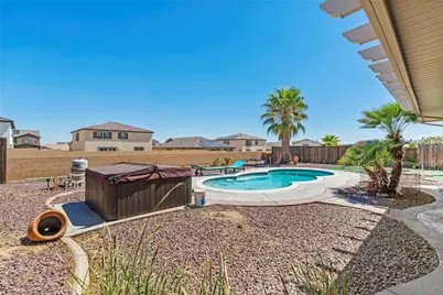 14490 Arthur Street, Oak Hills, CA 92344 - Photo 44