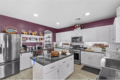 14490 Arthur Street, Oak Hills, CA 92344 - Photo 20