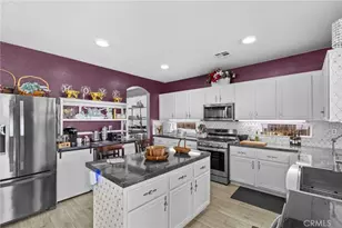 14490 Arthur St, Oak Hills, CA 92344 - Photo 20