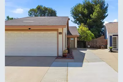12348 Hythe, Moreno Valley, CA 92557 - Photo 2