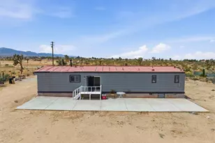 13475 Ailanthus, Phelan, CA 92371 - Photo 2