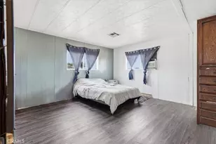 13475 Ailanthus, Phelan, CA 92371 - Photo 18