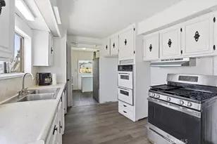 13475 Ailanthus, Phelan, CA 92371 - Photo 14